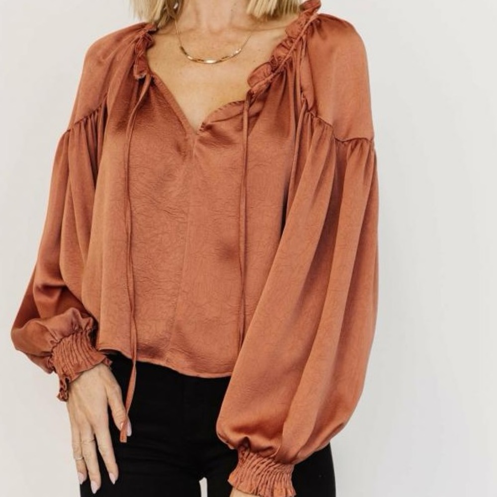 Blu Pepper Pheasant Tie Blouse